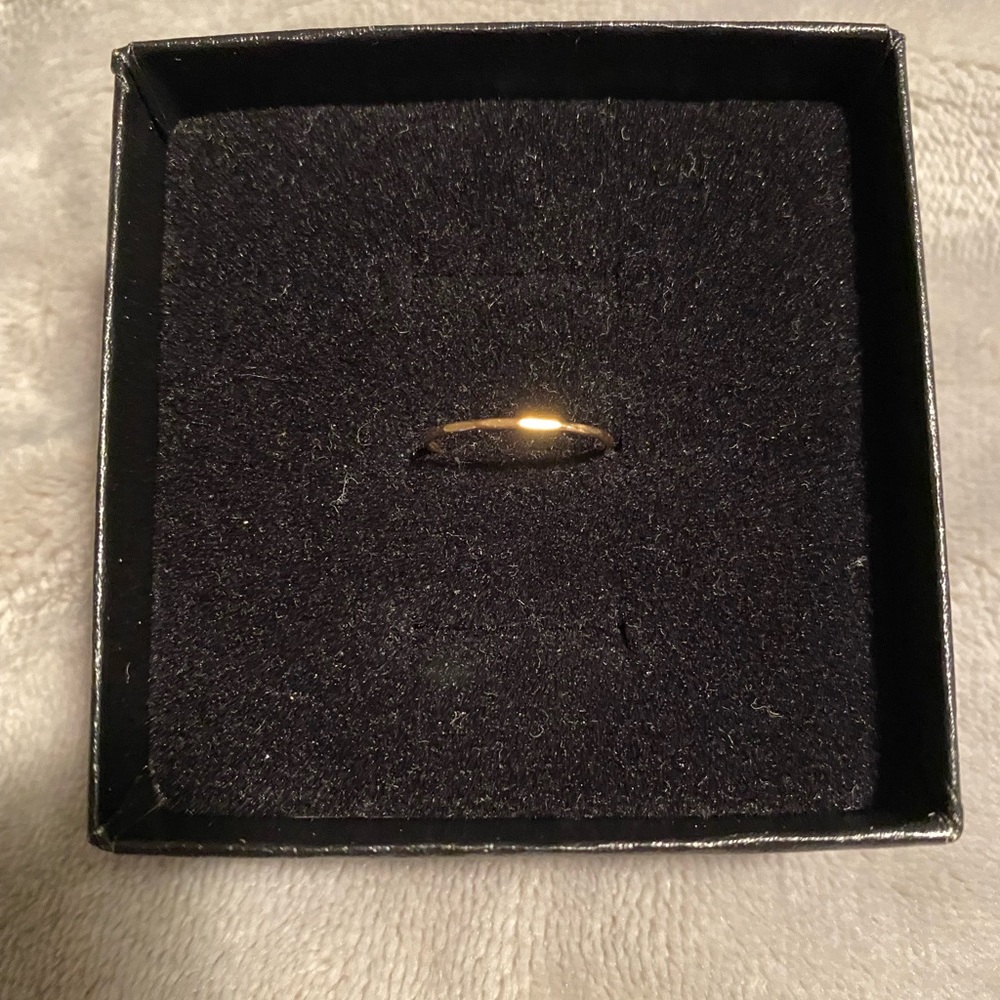 Catbird 14k yellow 3.5 Classic hammered ring